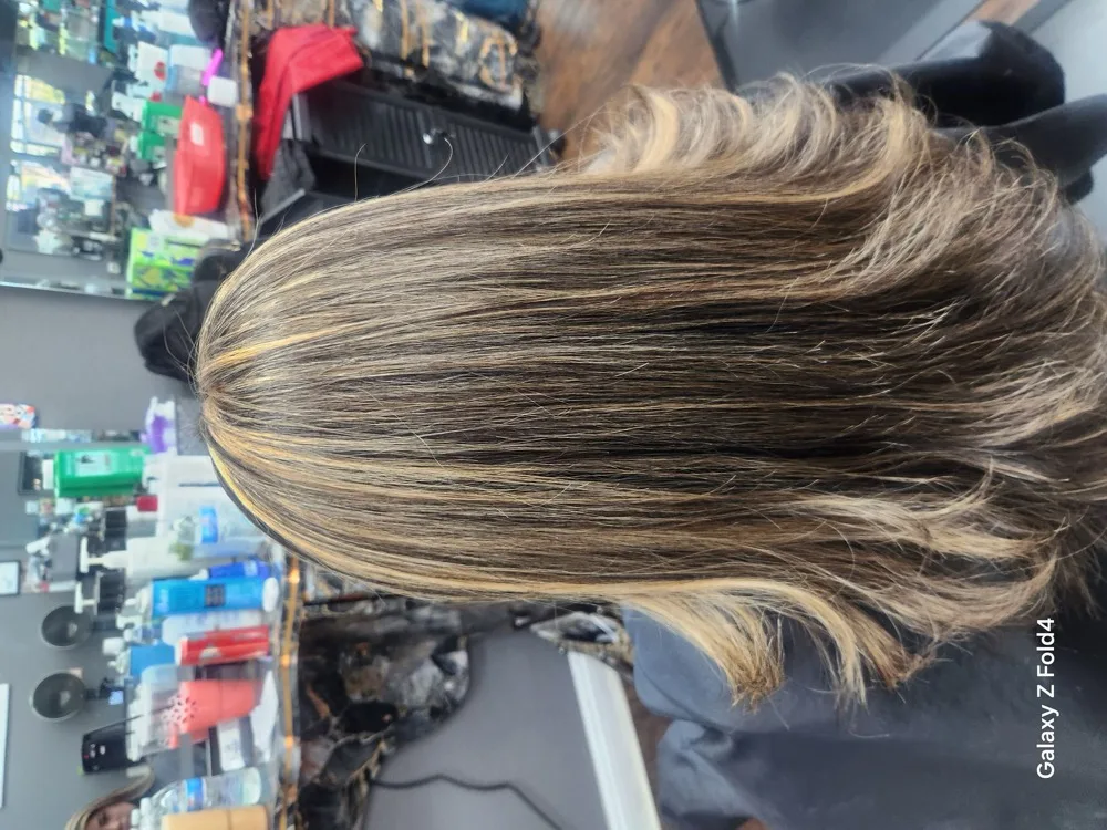 Balayage y mechas rubias